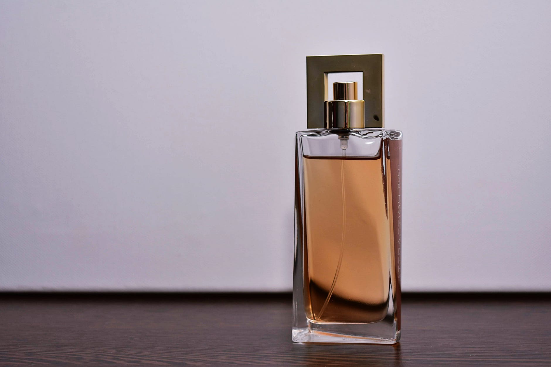 Read more about the article Unlocking the Mystique: Exploring the Origins of Oud Cologne for Men